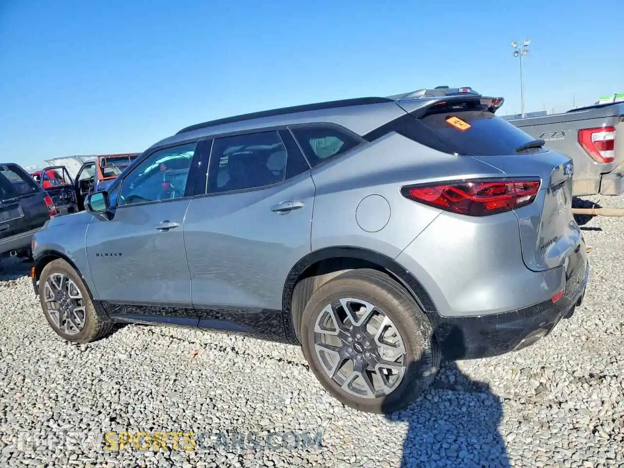 2 Photograph of a damaged car 3GNKBKRS0RS175154 CHEVROLET BLAZER 2024