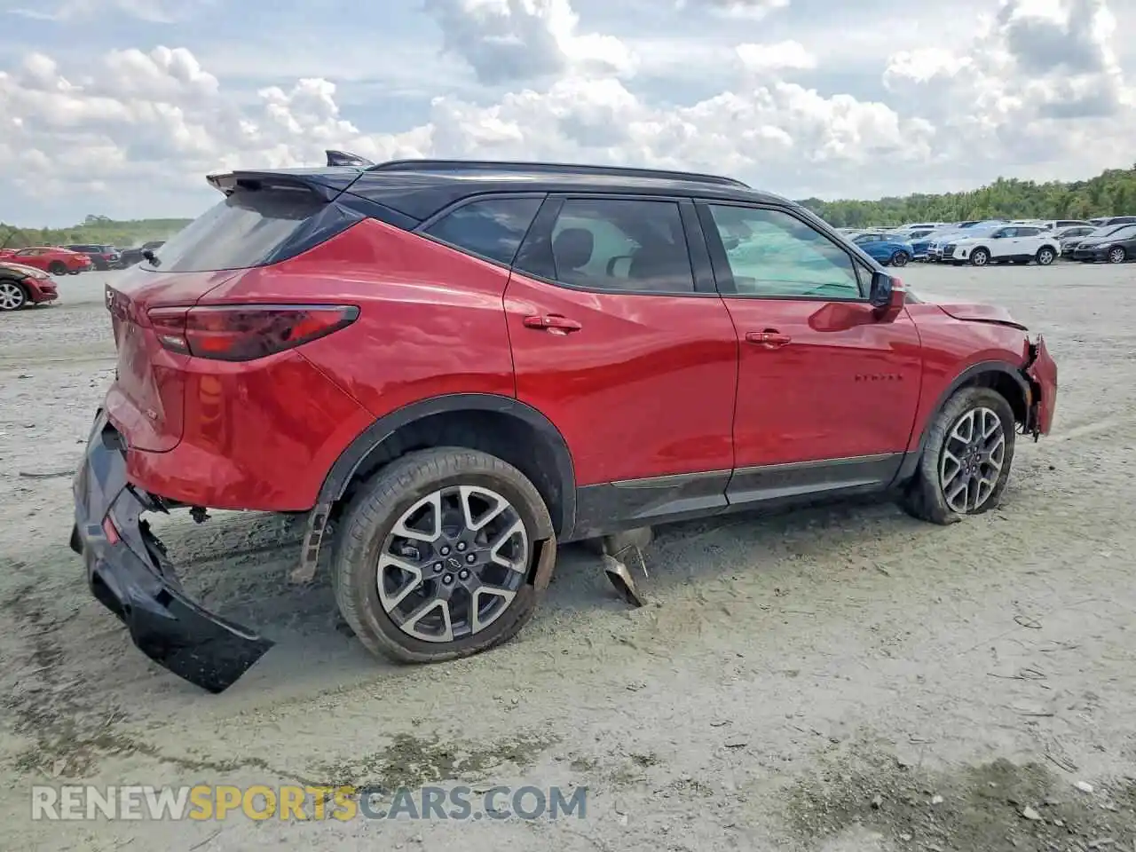 3 Фотография поврежденного автомобиля 3GNKBKRS3RS245973 CHEVROLET BLAZER 2024