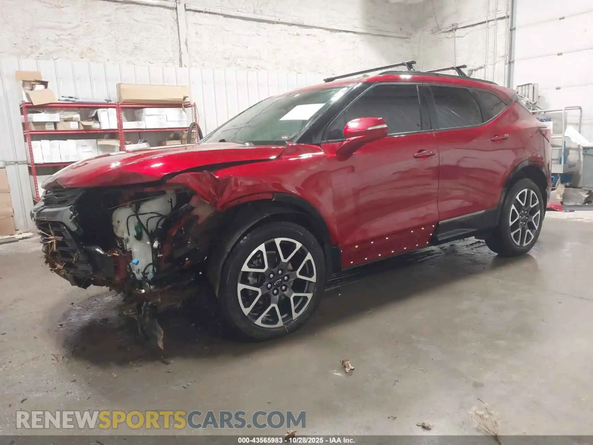 2 Photograph of a damaged car 3GNKBKRS8RS124839 CHEVROLET BLAZER 2024