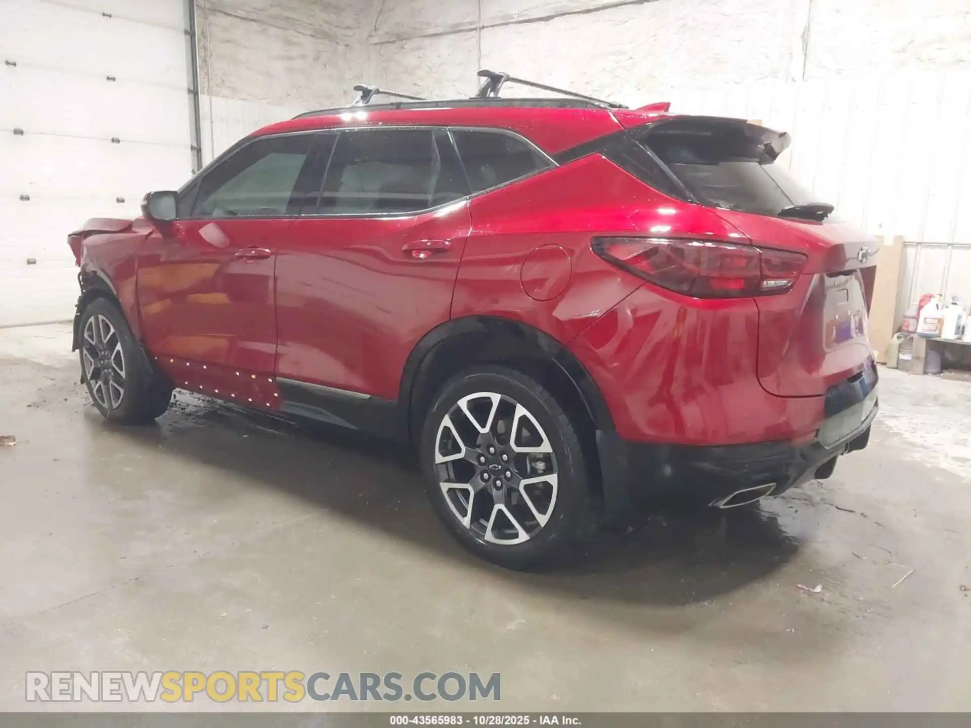 3 Photograph of a damaged car 3GNKBKRS8RS124839 CHEVROLET BLAZER 2024