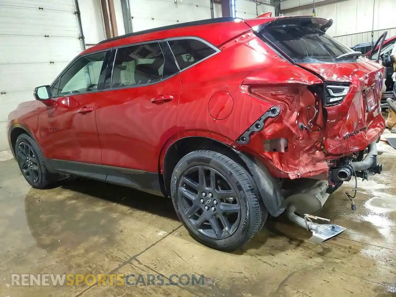 2 Photograph of a damaged car 3GNKBKRSXRS164288 CHEVROLET BLAZER 2024