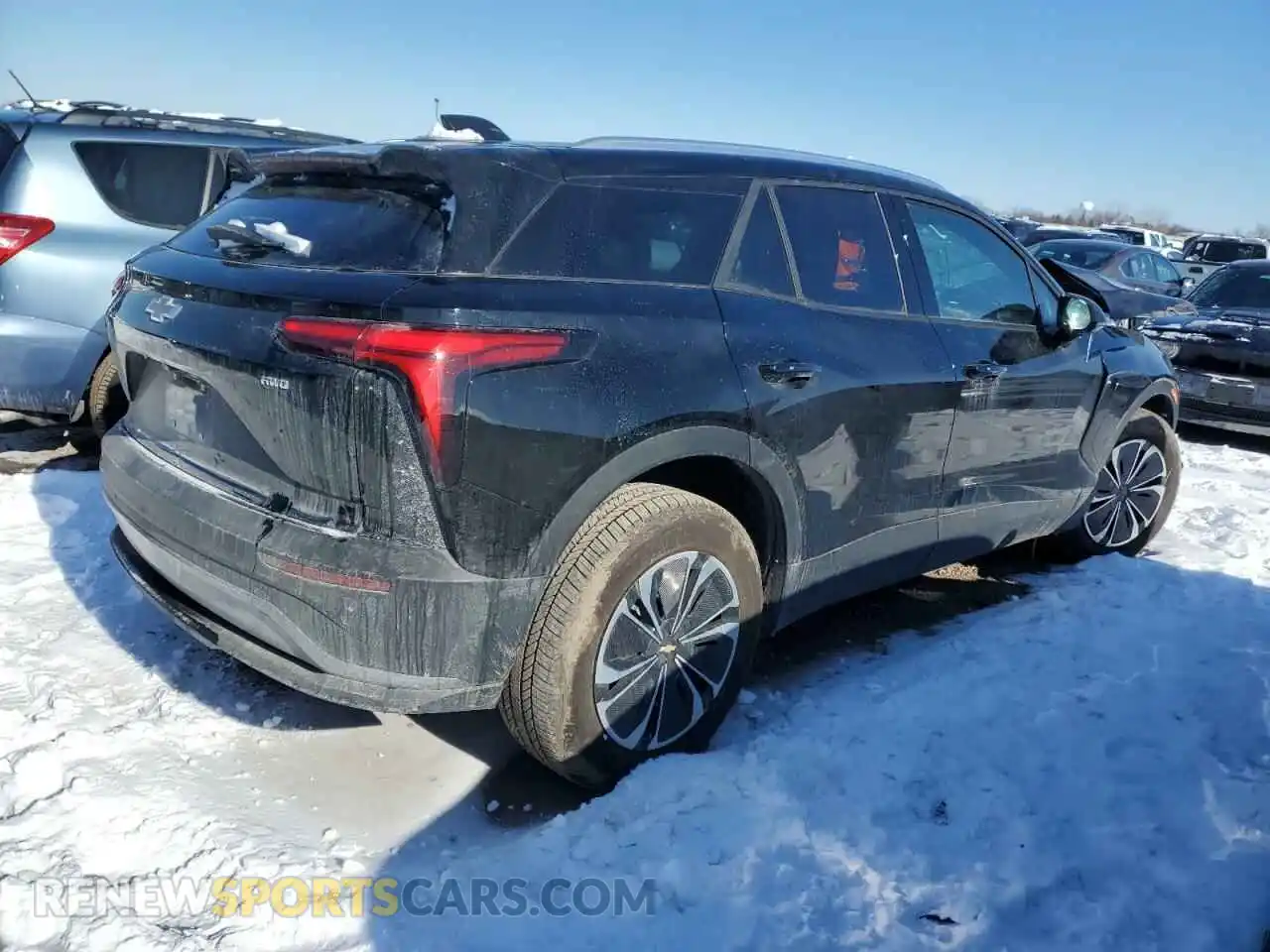 3 Фотография поврежденного автомобиля 3GNKDBRJ2RS258375 CHEVROLET BLAZER 2024