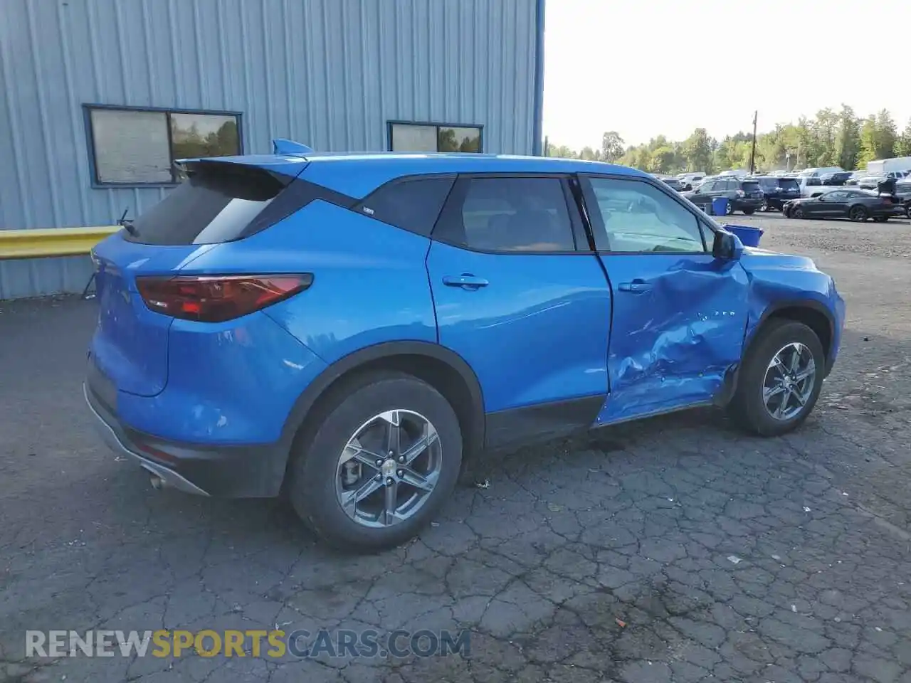 3 Photograph of a damaged car 3GNKBCR45SS211191 CHEVROLET BLAZER 2025