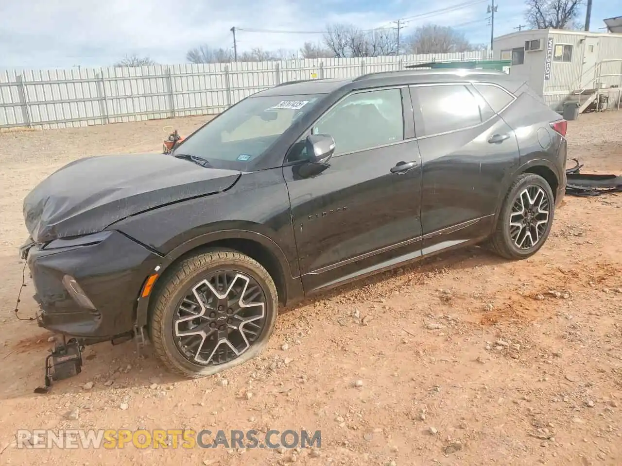 1 Photograph of a damaged car 3GNKBERS0SS217037 CHEVROLET BLAZER 2025