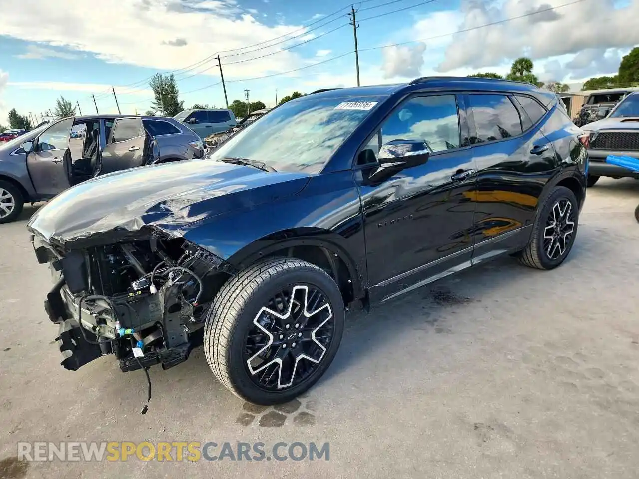 1 Photograph of a damaged car 3GNKBERS1SS266831 CHEVROLET BLAZER 2025