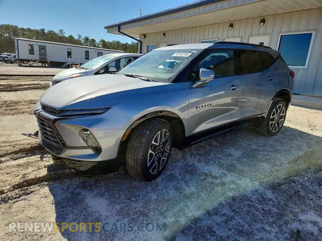 1 Photograph of a damaged car 3GNKBERS3SS137828 CHEVROLET BLAZER 2025