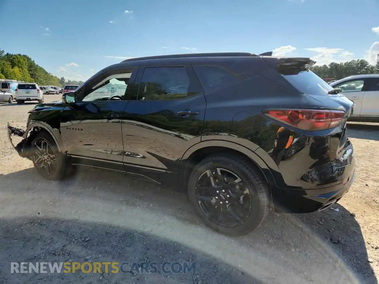 2 Photograph of a damaged car 3GNKBERS5SS118052 CHEVROLET BLAZER 2025