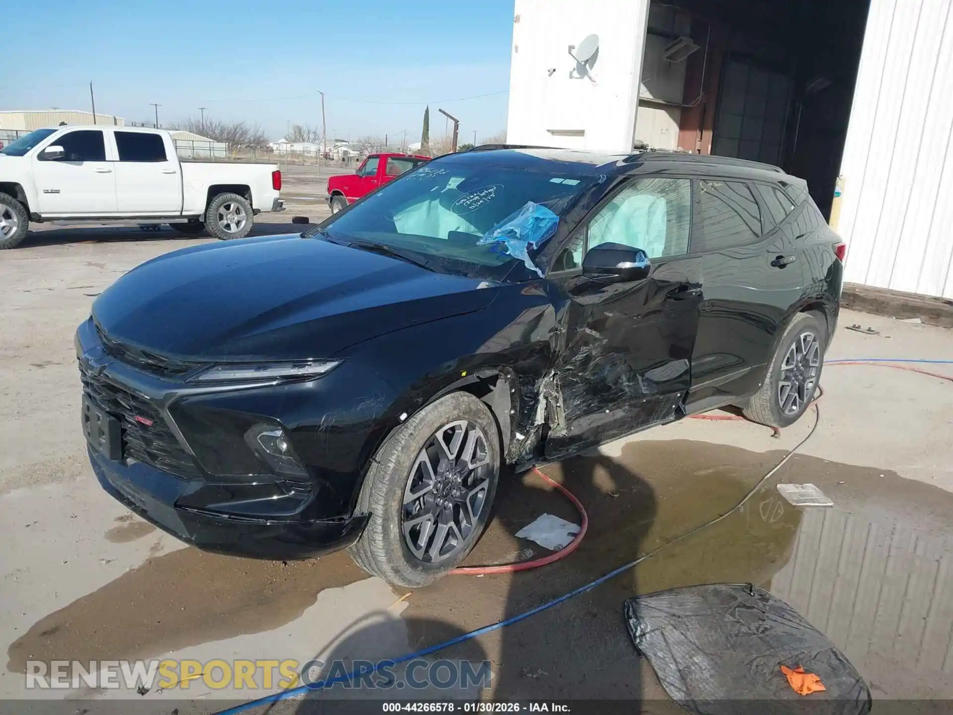 2 Photograph of a damaged car 3GNKBERSXSS225193 CHEVROLET BLAZER 2025