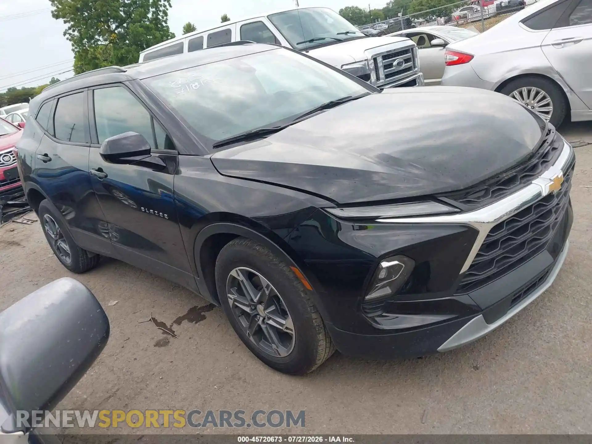 1 Photograph of a damaged car 3GNKBHR42SS118013 CHEVROLET BLAZER 2025