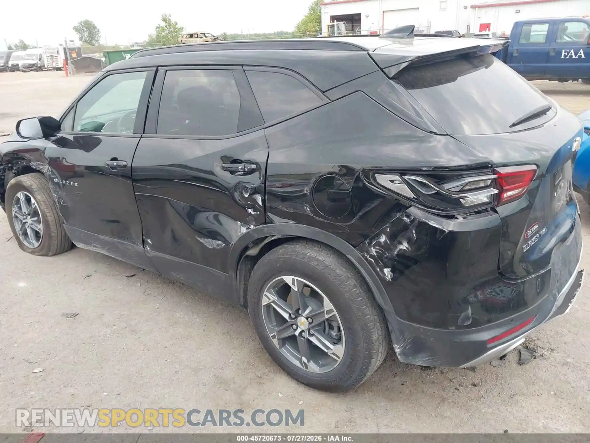 3 Photograph of a damaged car 3GNKBHR42SS118013 CHEVROLET BLAZER 2025