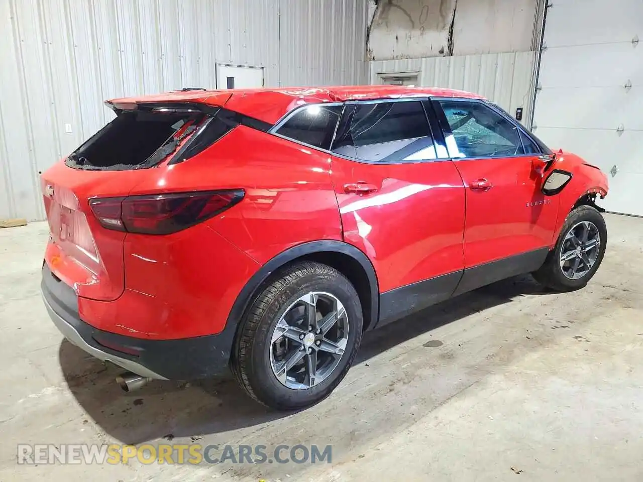 3 Photograph of a damaged car 3GNKBHR42SS173142 CHEVROLET BLAZER 2025