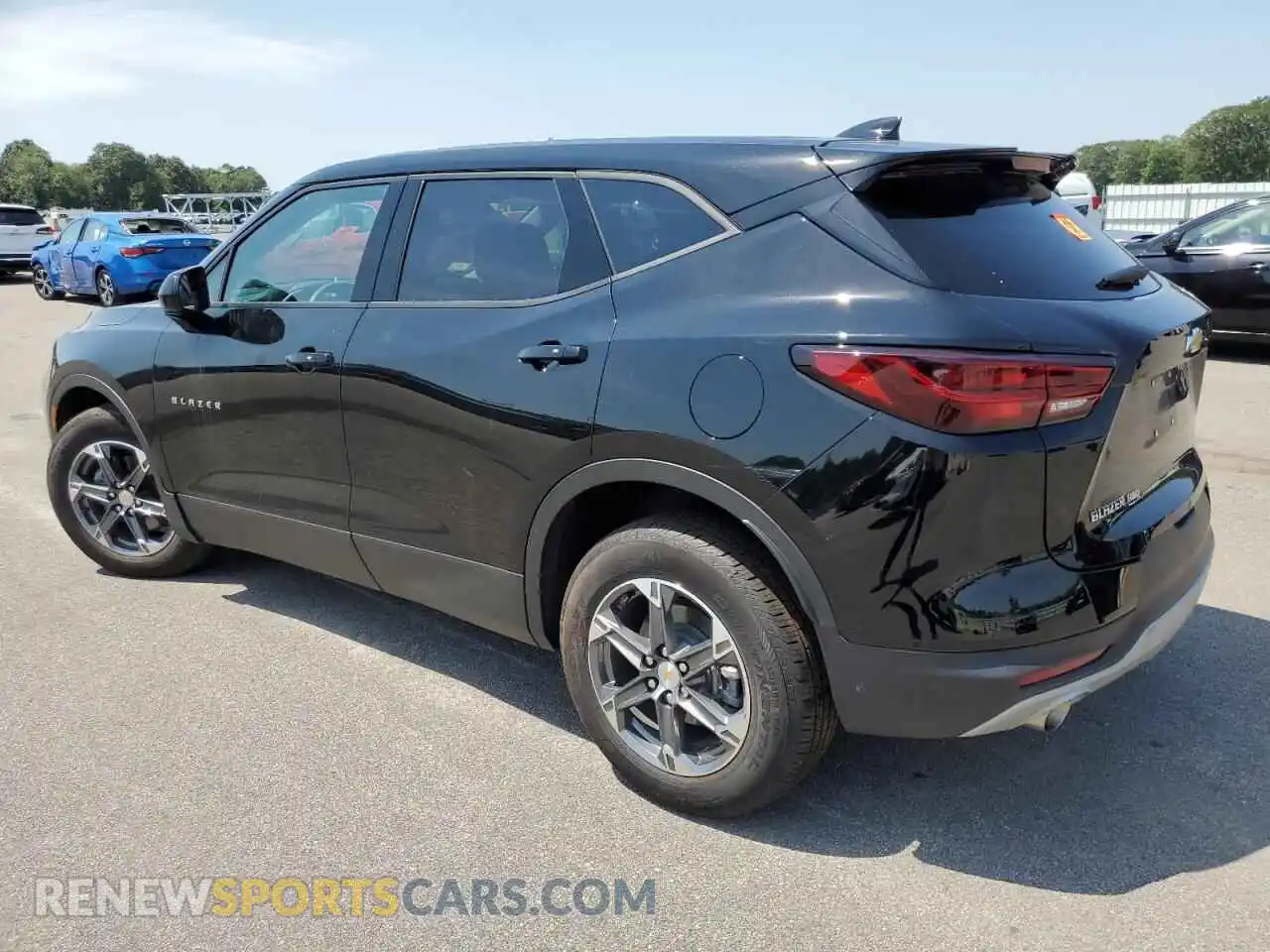 2 Photograph of a damaged car 3GNKBHR44SS151482 CHEVROLET BLAZER 2025