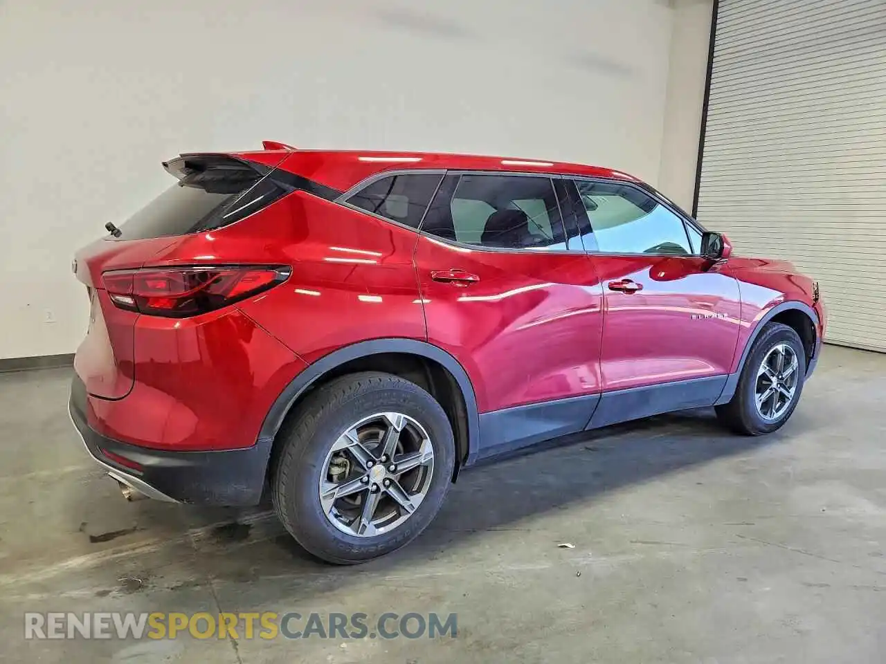 3 Photograph of a damaged car 3GNKBHR45SS184085 CHEVROLET BLAZER 2025