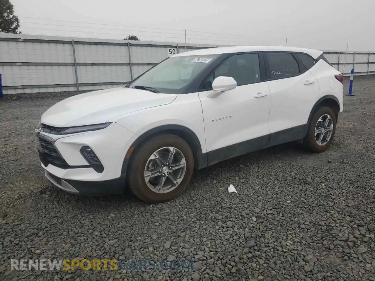 1 Photograph of a damaged car 3GNKBHR45SS230093 CHEVROLET BLAZER 2025
