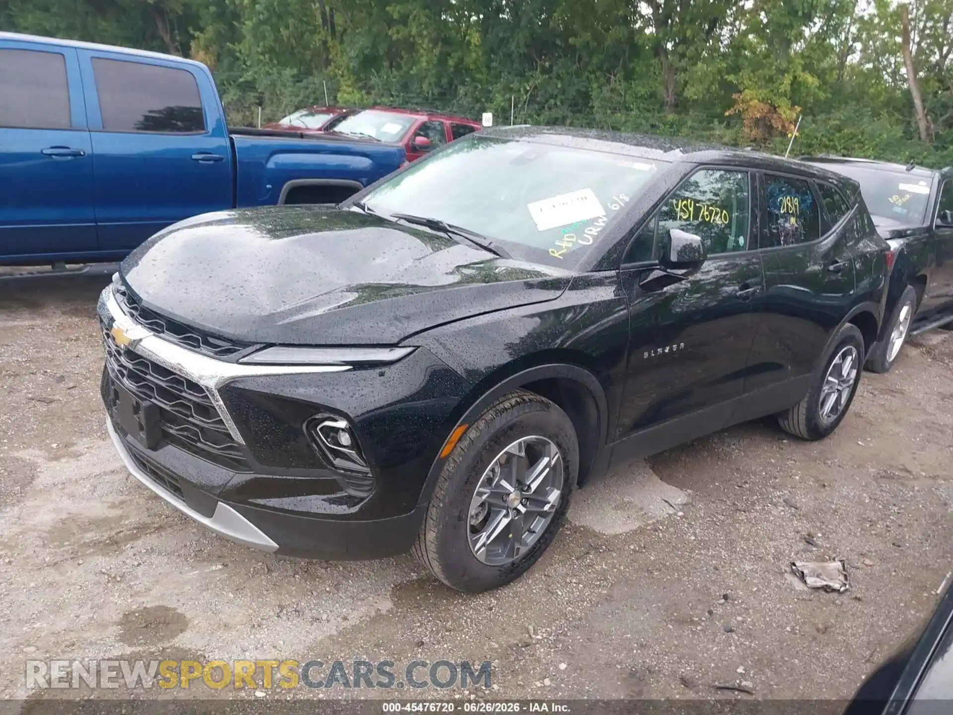 2 Photograph of a damaged car 3GNKBHR46SS247050 CHEVROLET BLAZER 2025