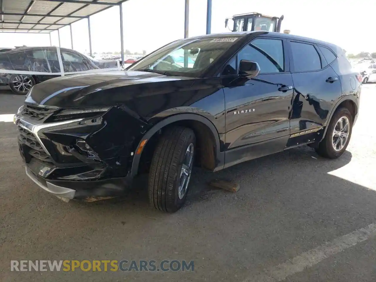 1 Фотография поврежденного автомобиля 3GNKBHR48SS203549 CHEVROLET BLAZER 2025