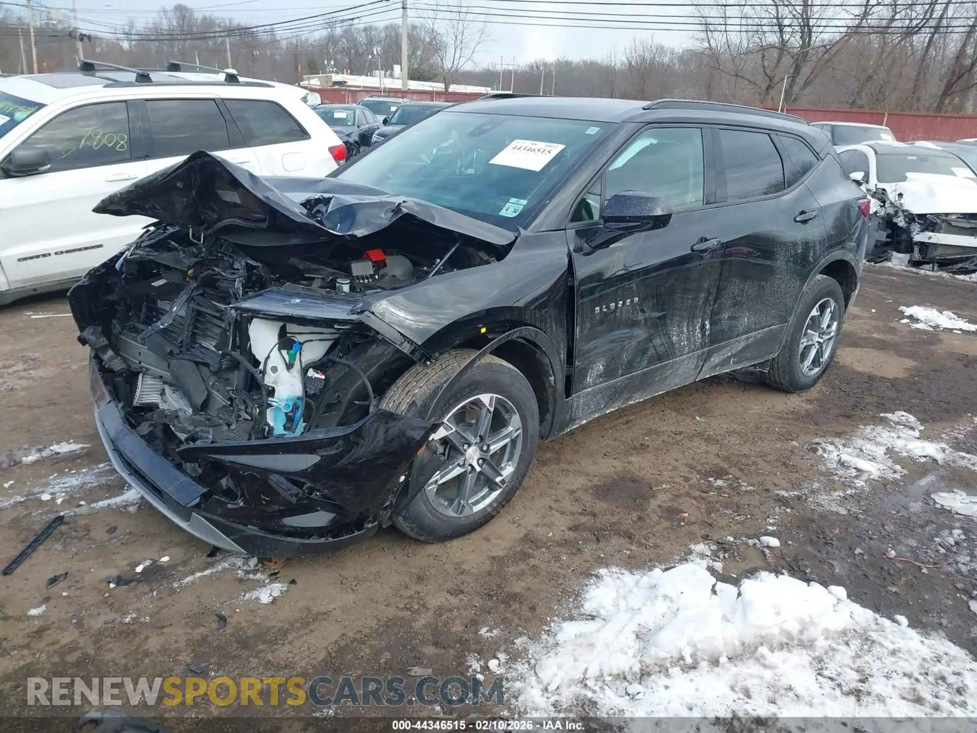 2 Photograph of a damaged car 3GNKBHR4XSS163622 CHEVROLET BLAZER 2025