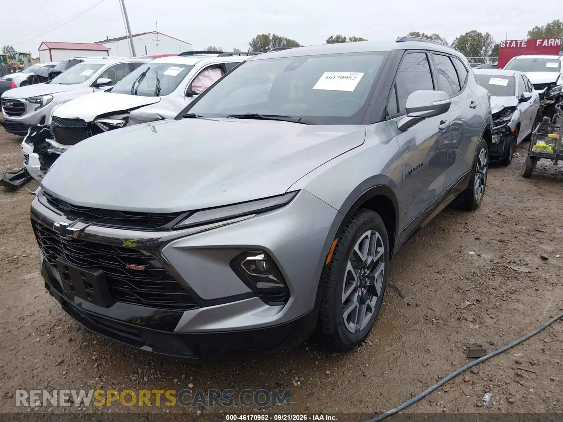 2 Photograph of a damaged car 3GNKBKRS3SS107002 CHEVROLET BLAZER 2025