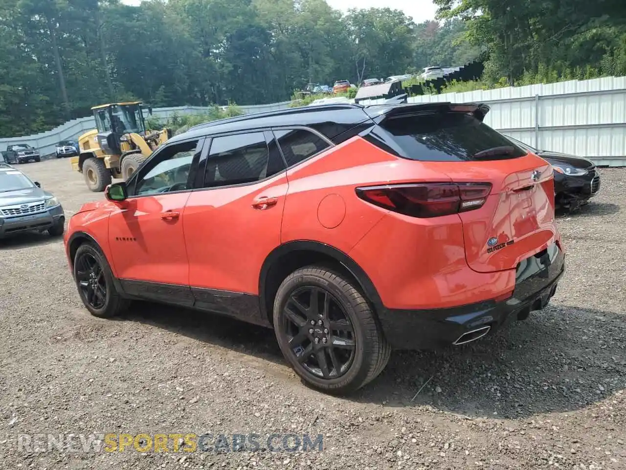 2 Photograph of a damaged car 3GNKBKRS7SS170281 CHEVROLET BLAZER 2025