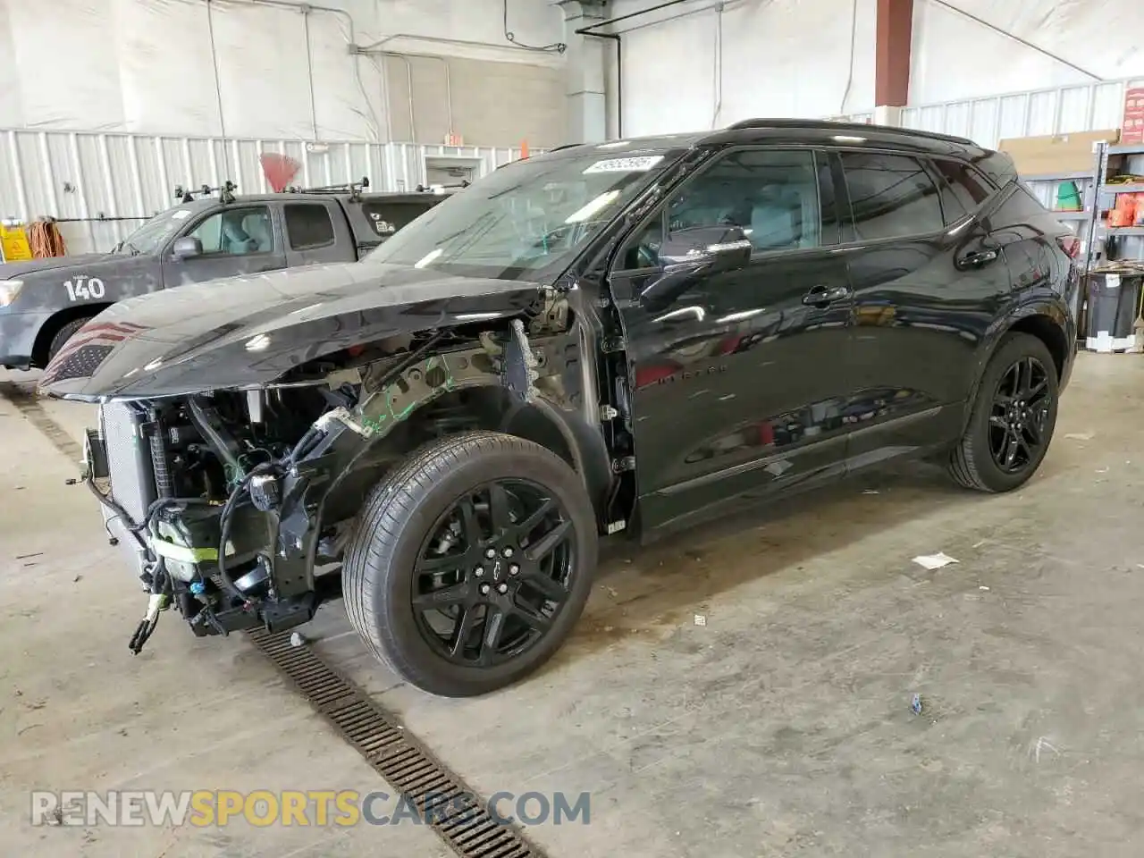 1 Photograph of a damaged car 3GNKBKRS8SS120909 CHEVROLET BLAZER 2025