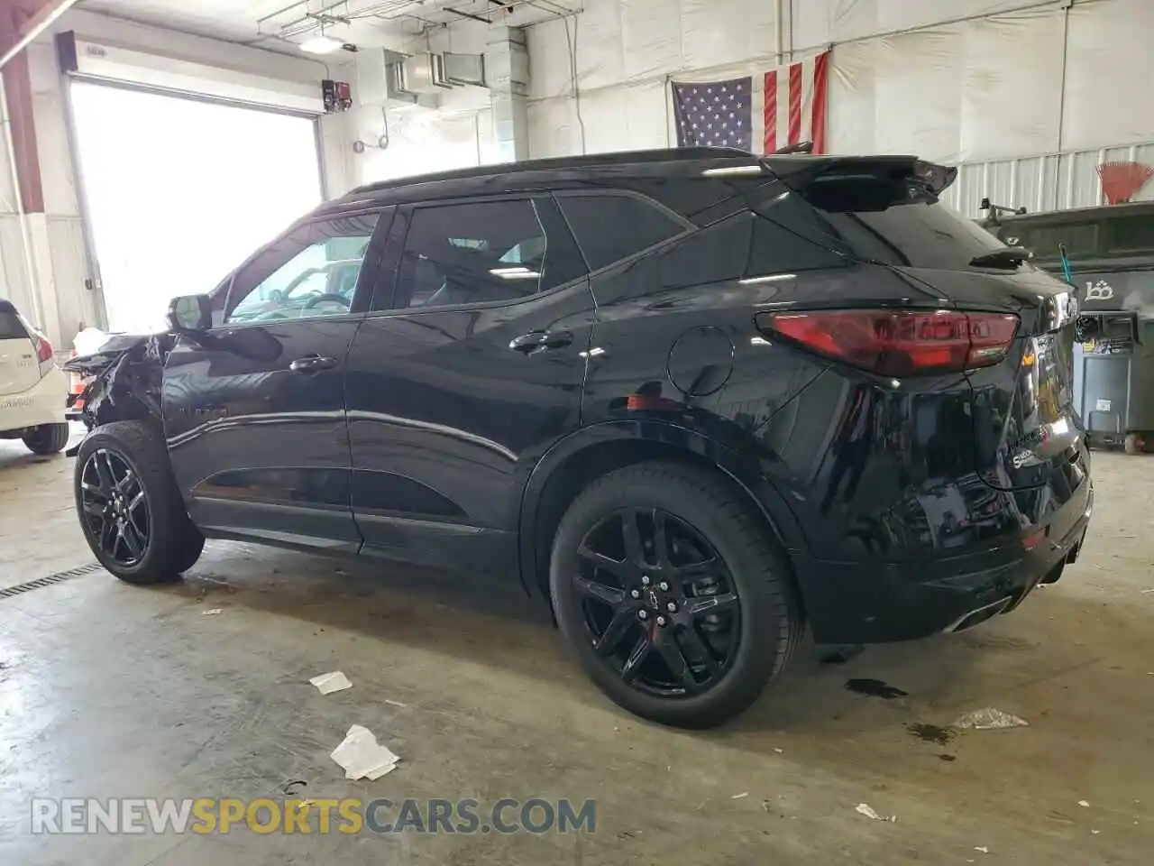 2 Photograph of a damaged car 3GNKBKRS8SS120909 CHEVROLET BLAZER 2025