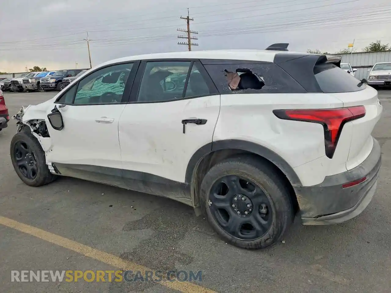 2 Фотография поврежденного автомобиля 3GNKDFRL6SS194369 CHEVROLET BLAZER 2025