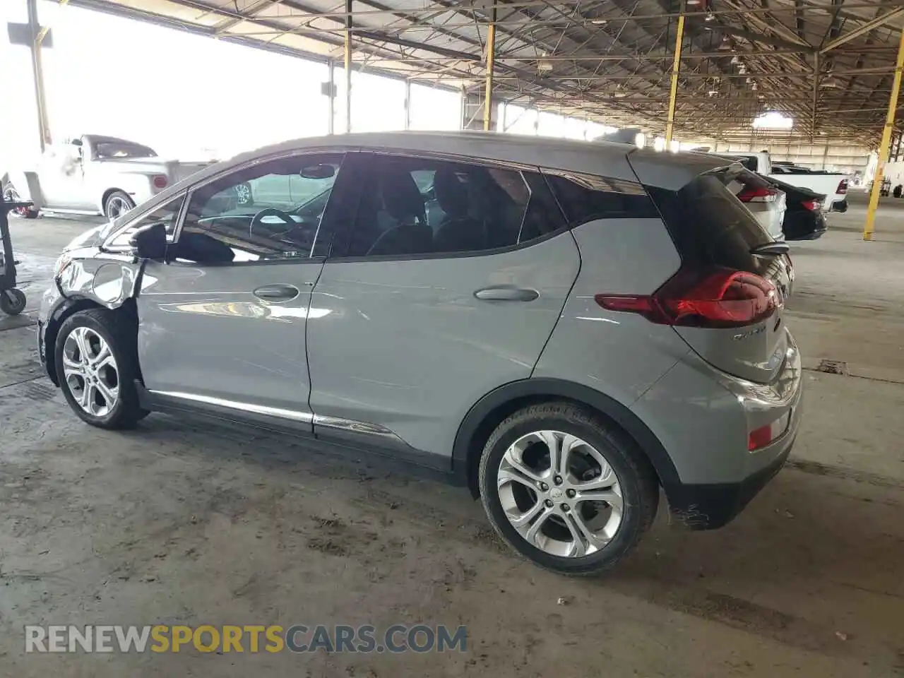 2 Photograph of a damaged car 1G1FY6S03L4150306 CHEVROLET BOLT 2020