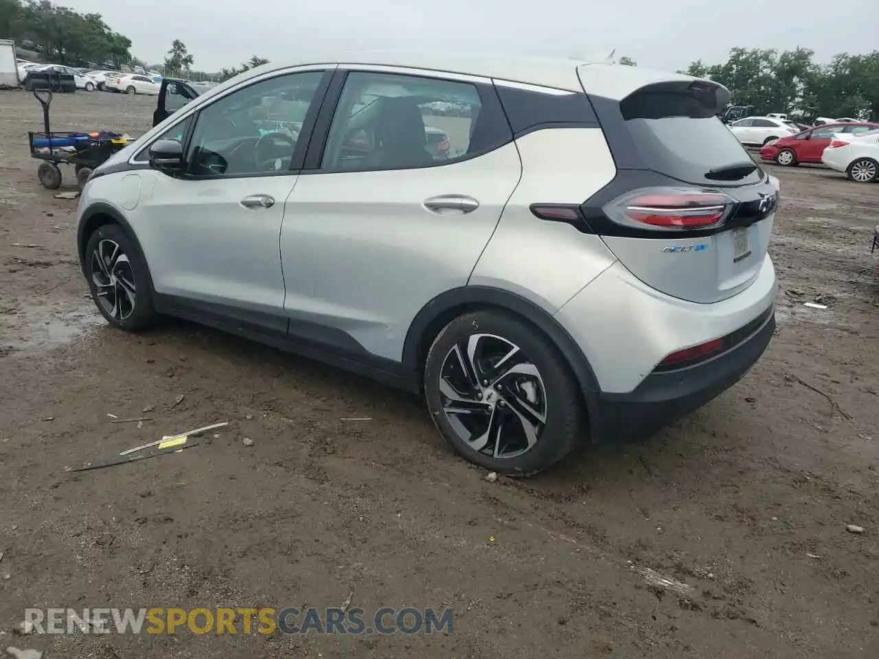 2 Photograph of a damaged car 1G1FX6S08P4133686 CHEVROLET BOLT 2023