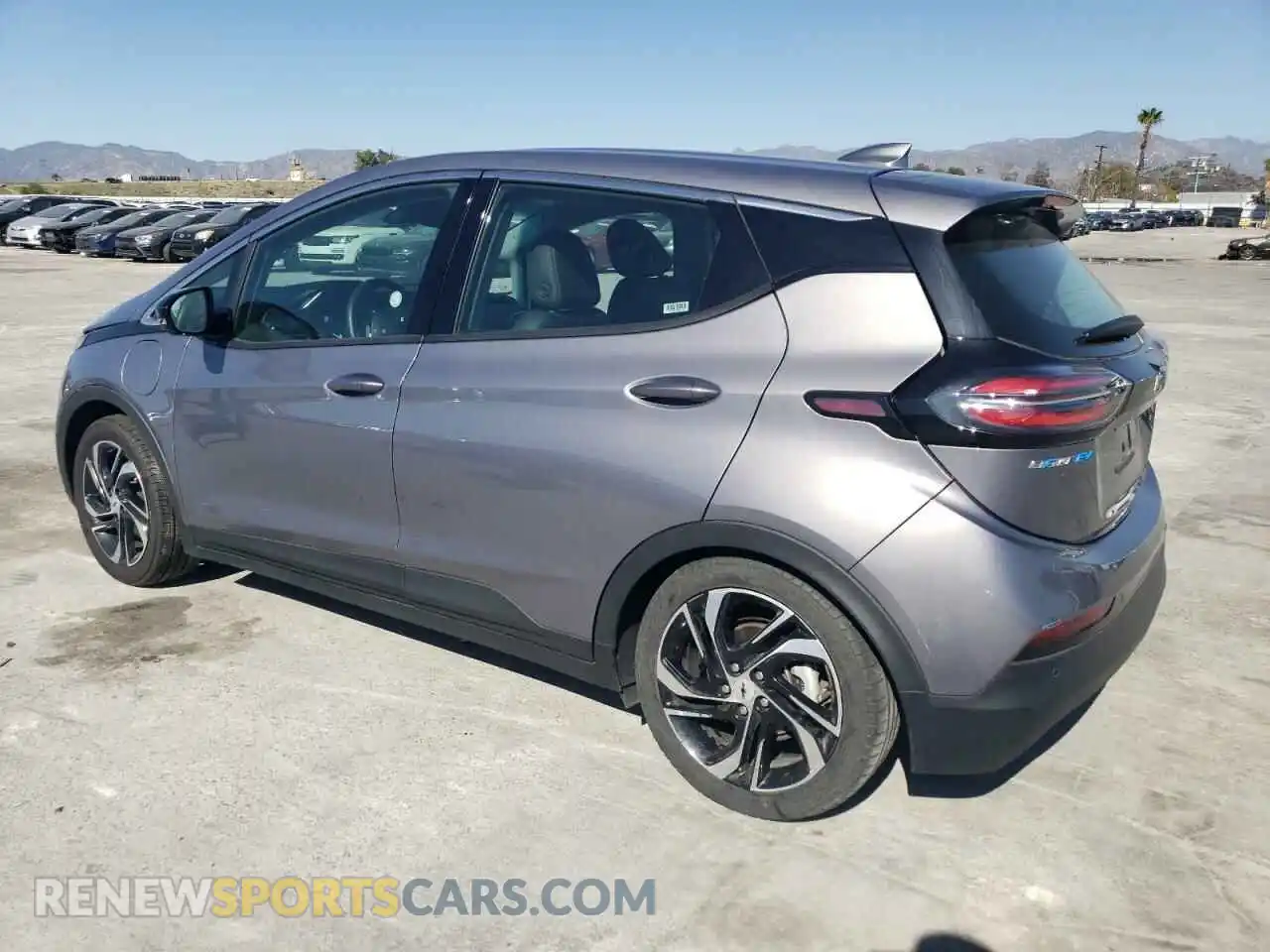 2 Фотография поврежденного автомобиля 1G1FX6S0XP4191492 CHEVROLET BOLT 2023