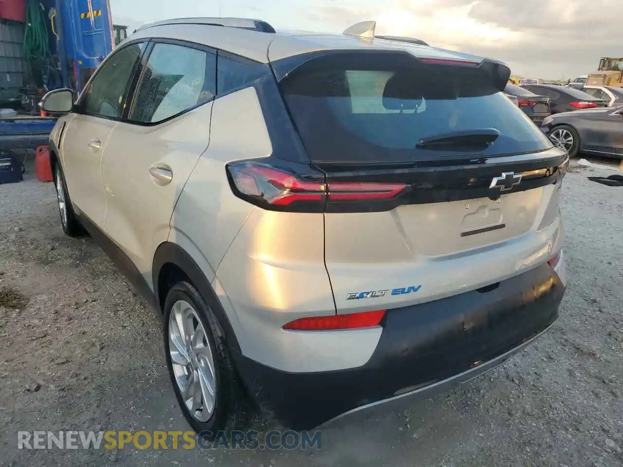 2 Photograph of a damaged car 1G1FY6S06P4164559 CHEVROLET BOLT 2023