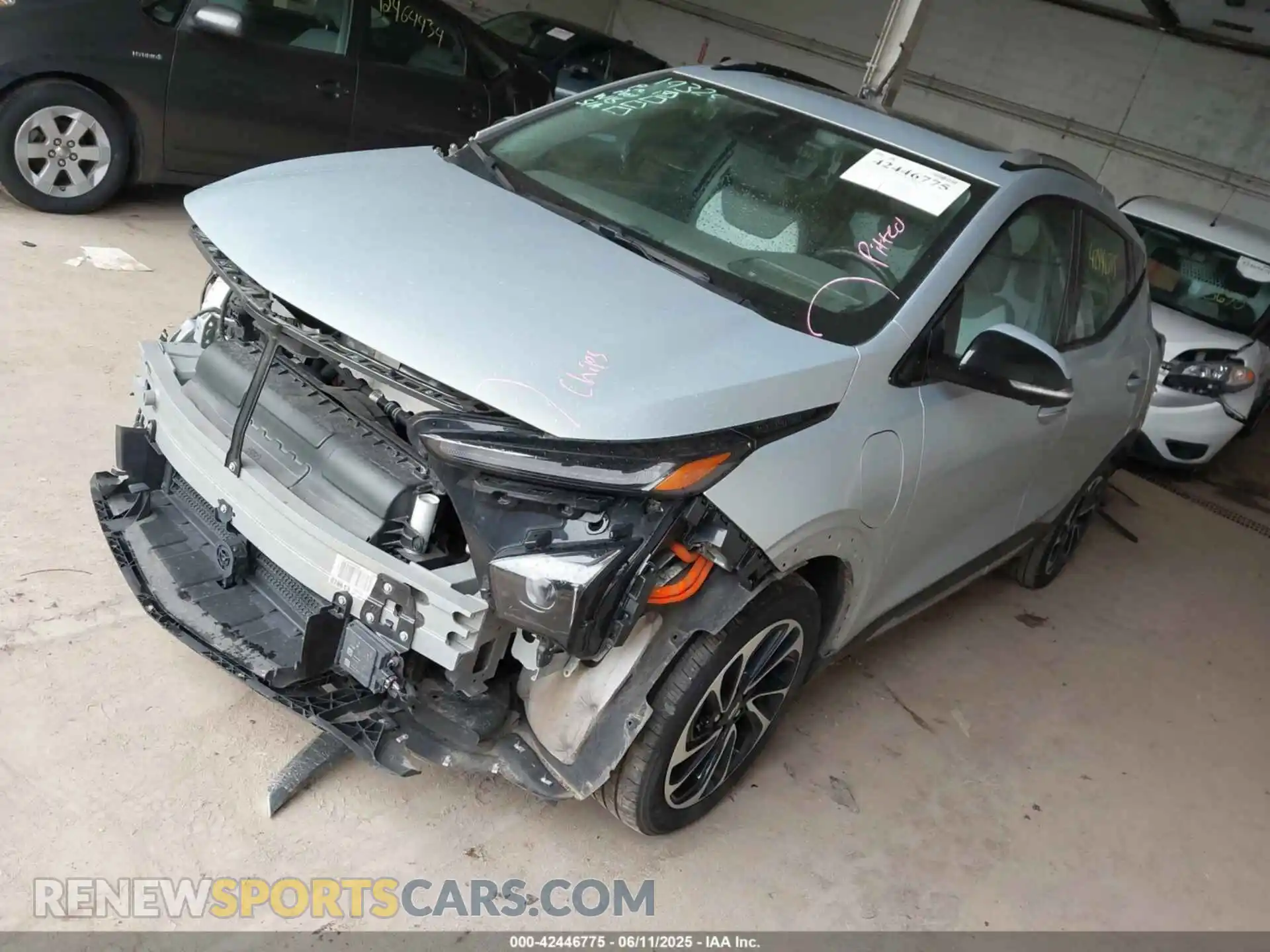 2 fotografías del automóvil dañado 1G1FZ6S05P4143229 CHEVROLET BOLT EUV 2023