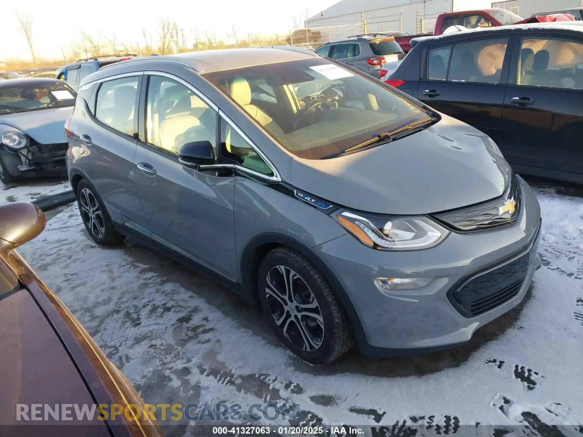 1 Photograph of a damaged car 1G1FZ6S03M4100200 CHEVROLET BOLT EV 2021