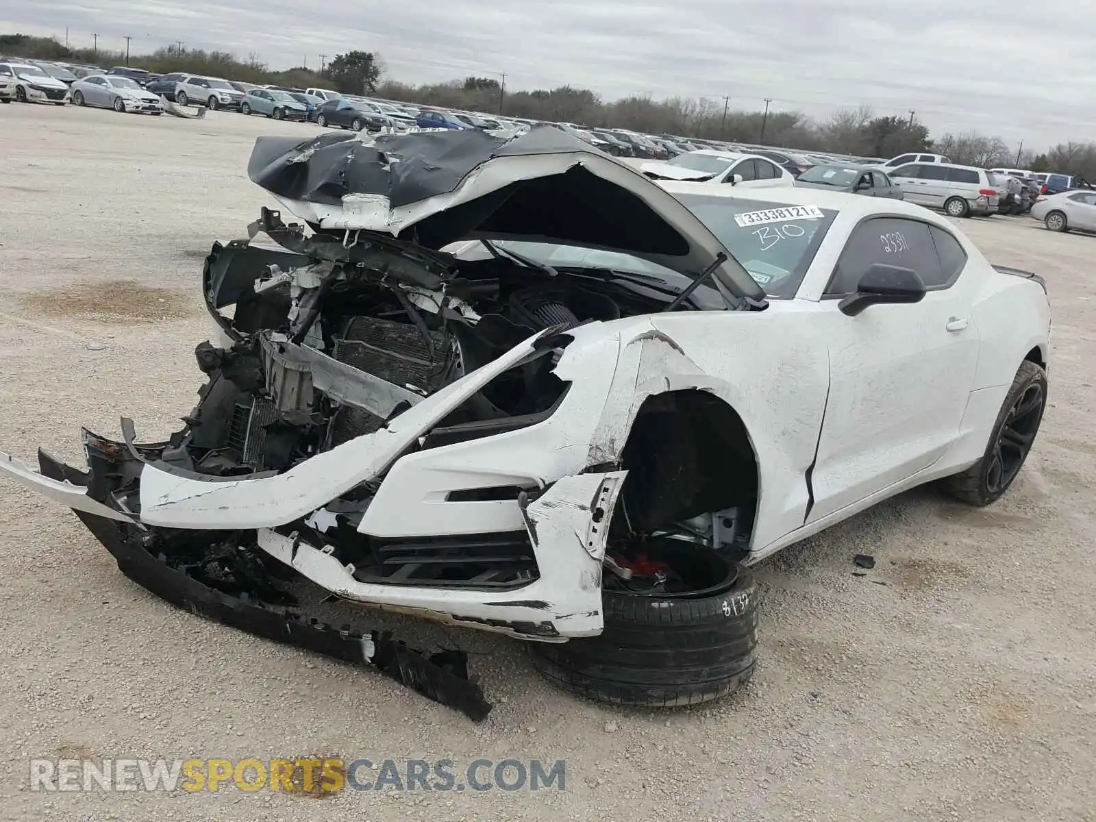 2 fotografías del automóvil dañado 1G1FE1R78K0149835 CHEVROLET CAMARO 2019