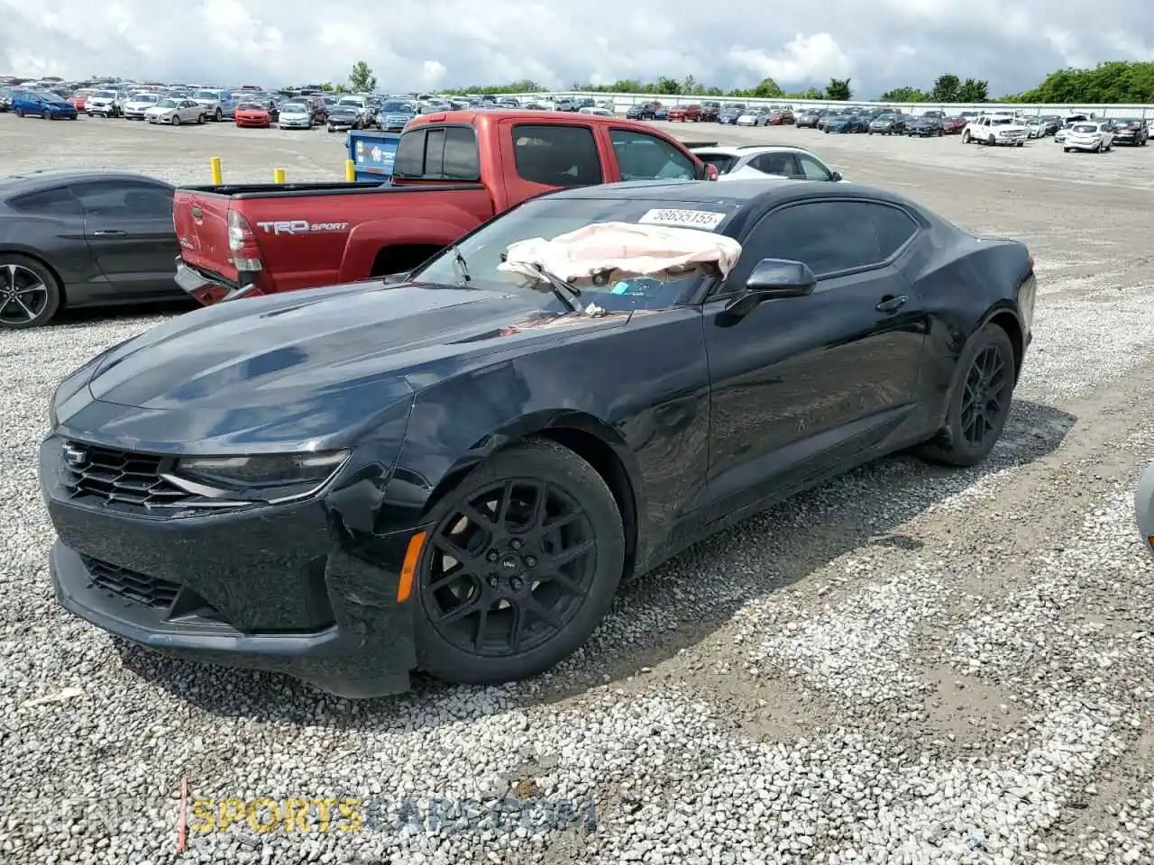 1 Photograph of a damaged car 1G1FB1RX8M0127751 CHEVROLET CAMARO 2021