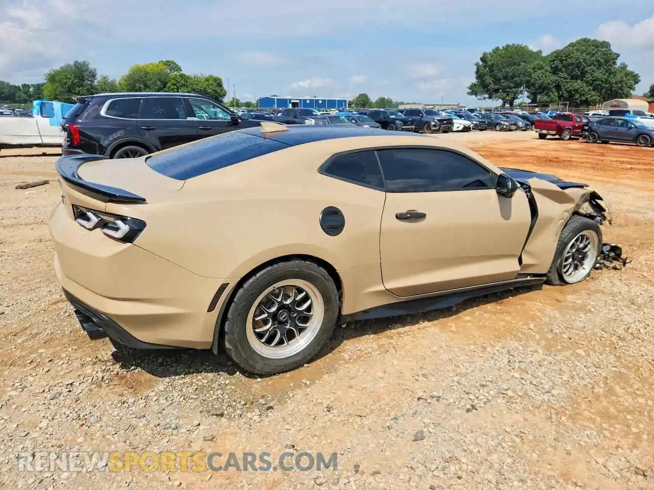 3 fotografías del automóvil dañado 1G1FF1R70M0131006 CHEVROLET CAMARO 2021