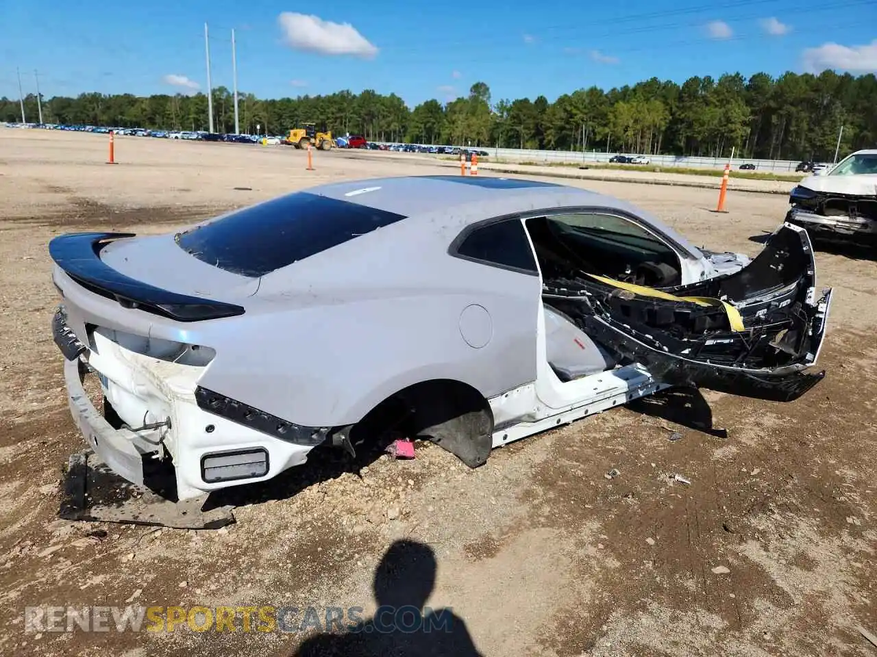 3 Фотография поврежденного автомобиля 1G1FH1R72M0136802 CHEVROLET CAMARO 2021