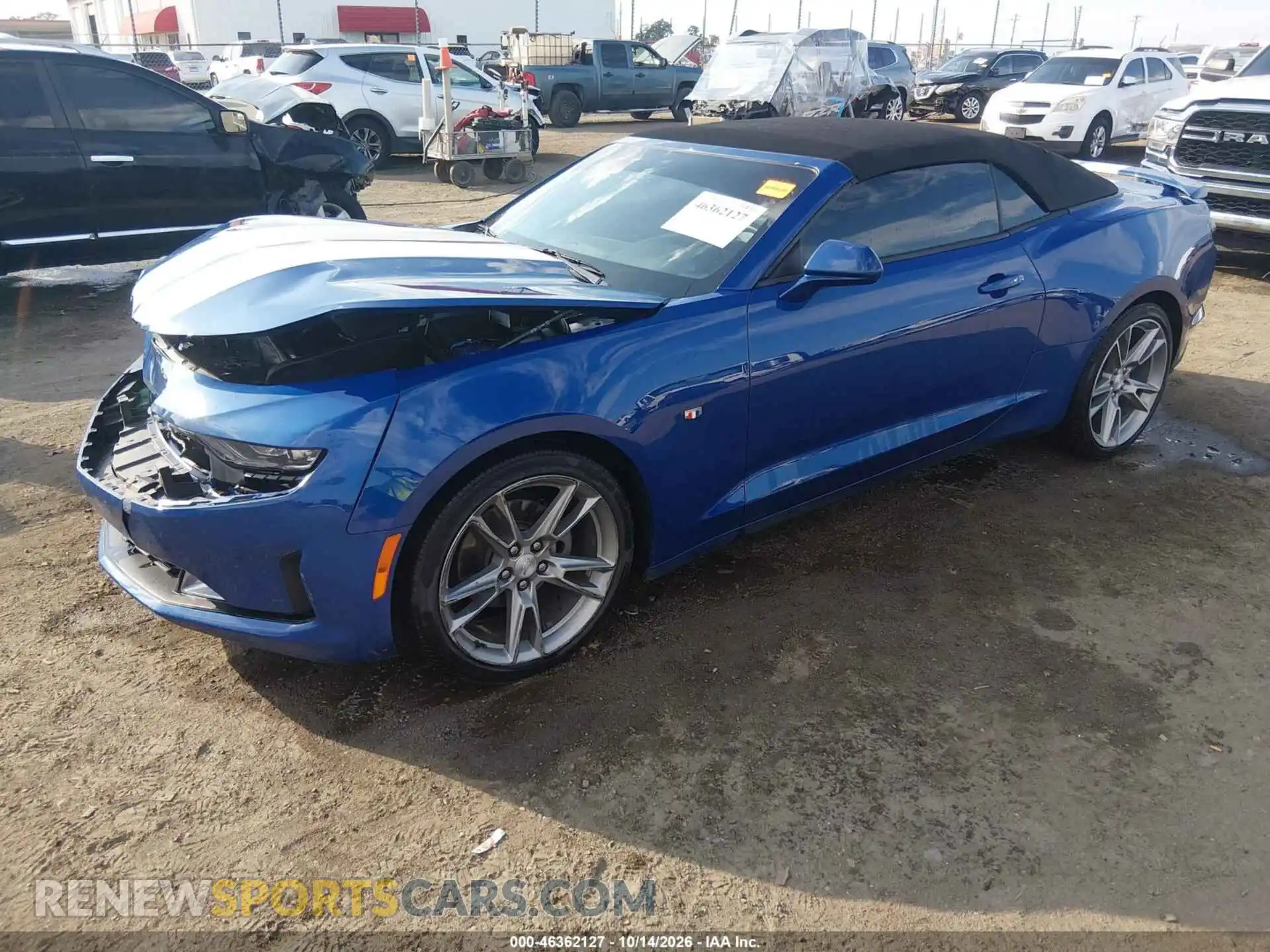 2 fotografías del automóvil dañado 1G1FD3DX4P0138019 CHEVROLET CAMARO 2023