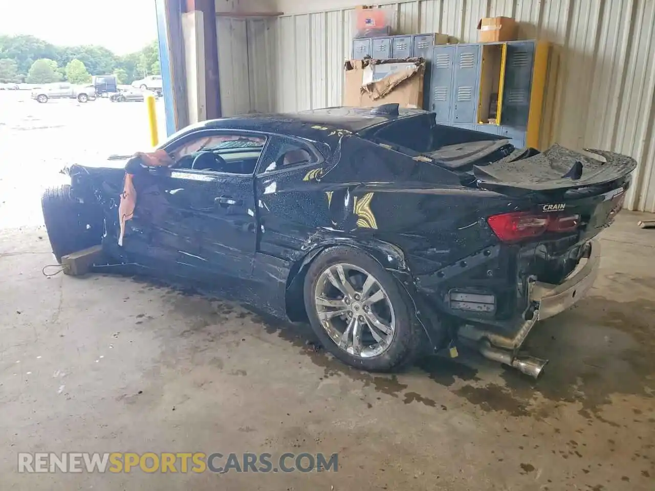 2 Фотография поврежденного автомобиля 1G1FB1RS5R0111406 CHEVROLET CAMARO 2024