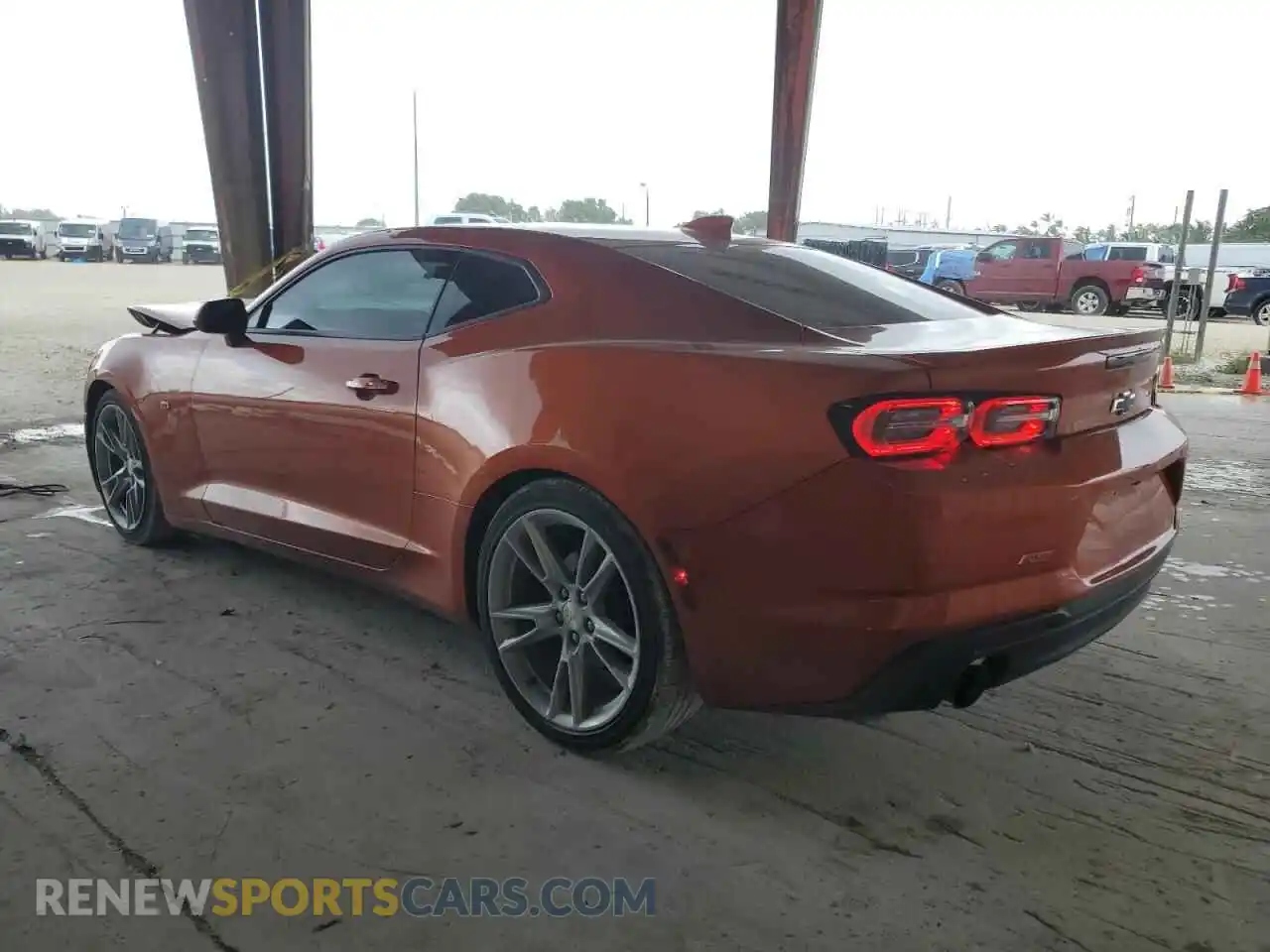 2 Фотография поврежденного автомобиля 1G1FB1RS9R0118942 CHEVROLET CAMARO 2024