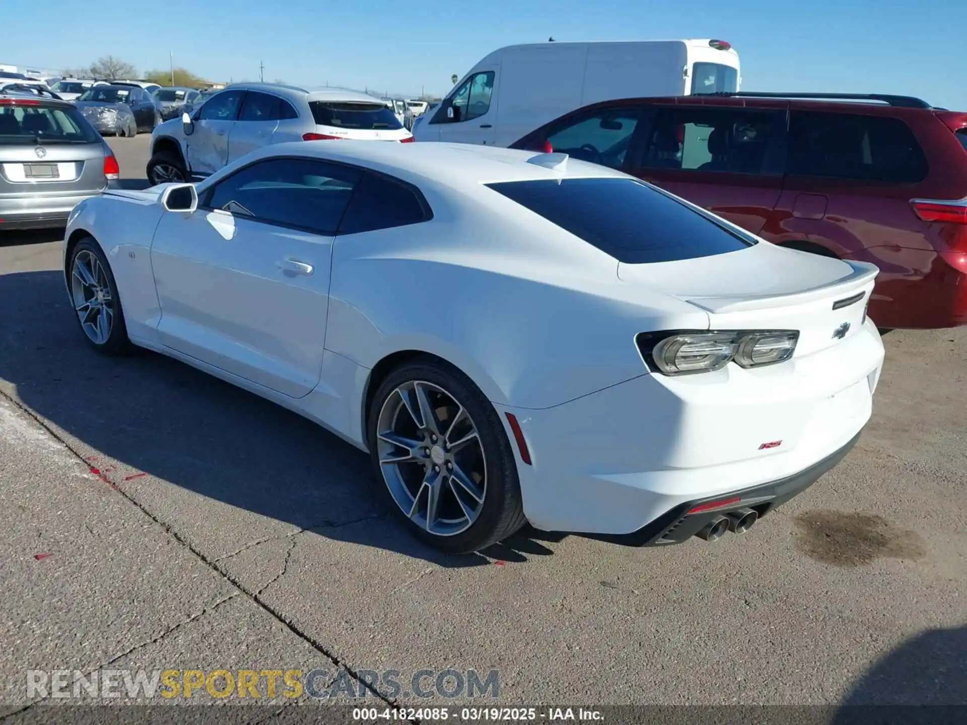 3 Фотография поврежденного автомобиля 1G1FB1RS9R0122411 CHEVROLET CAMARO 2024