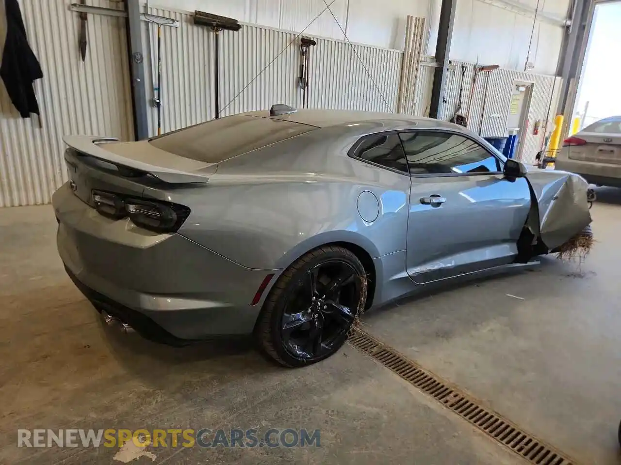 3 Фотография поврежденного автомобиля 1G1FH1R76R0115510 CHEVROLET CAMARO 2024