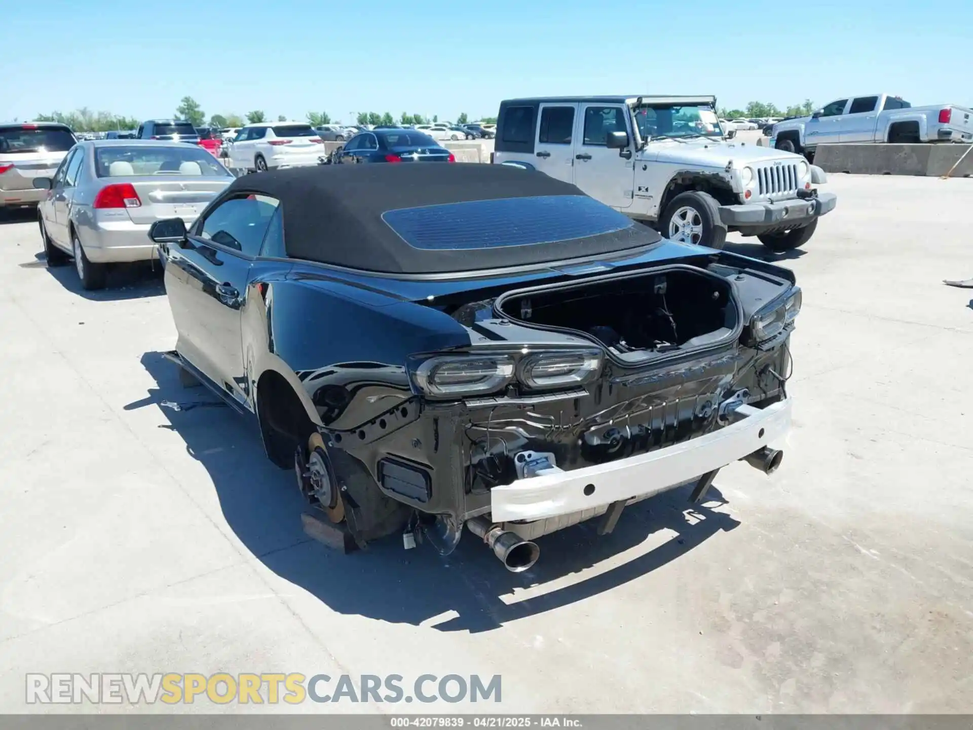 3 Фотография поврежденного автомобиля 1G1FH3D76R0117518 CHEVROLET CAMARO 2024