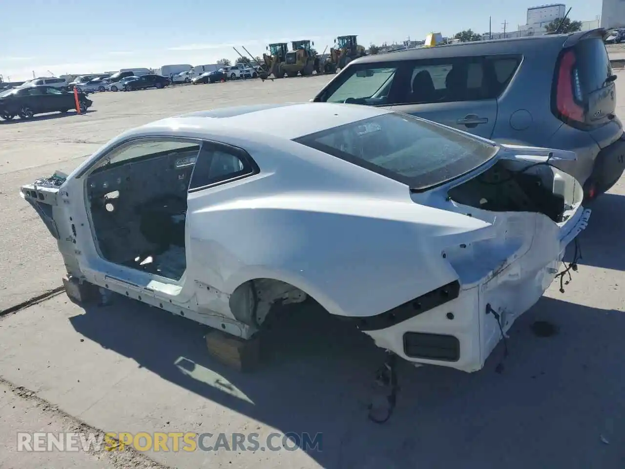 2 Фотография поврежденного автомобиля 1G1FK1R65R0118469 CHEVROLET CAMARO 2024