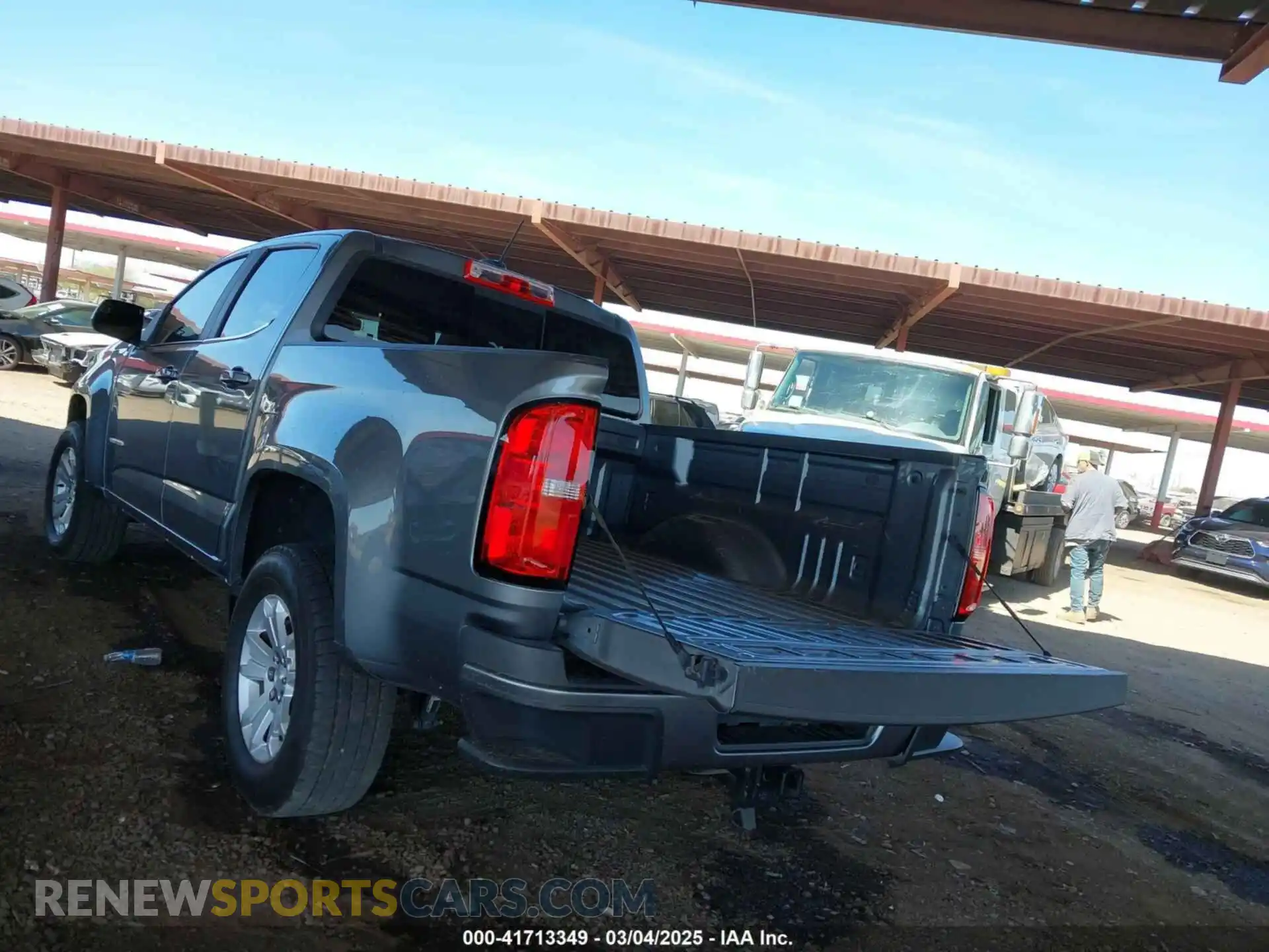3 Photograph of a damaged car 1GCGSCEAXK1359591 CHEVROLET COLORADO 2019