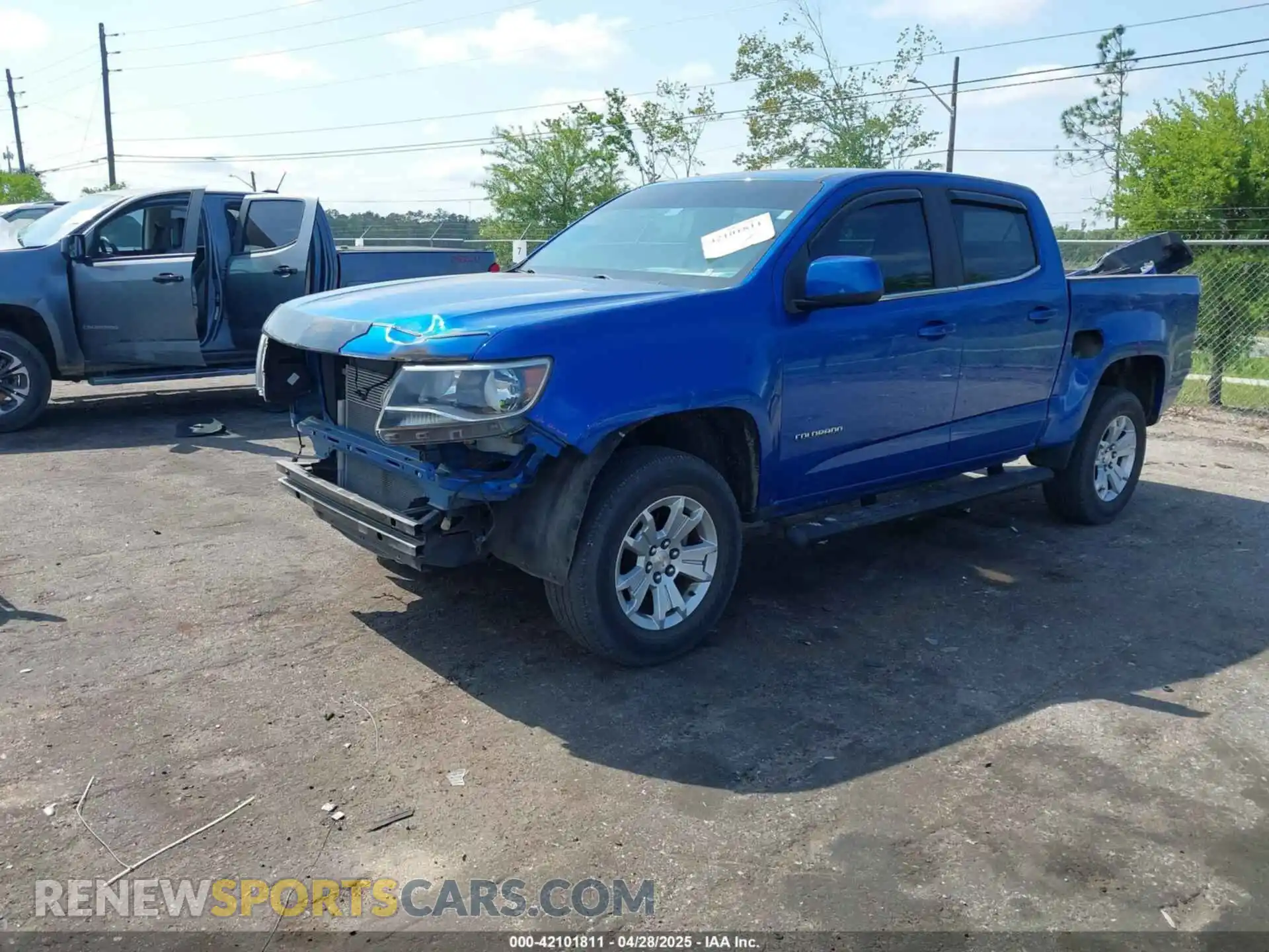 2 Photograph of a damaged car 1GCGSCEN3K1187147 CHEVROLET COLORADO 2019