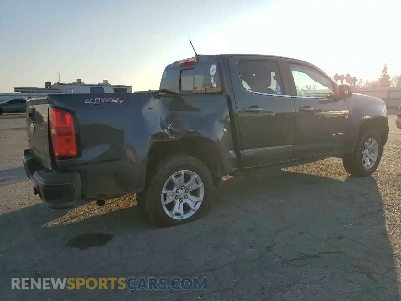 3 Photograph of a damaged car 1GCGTCEN2K1148532 CHEVROLET COLORADO 2019
