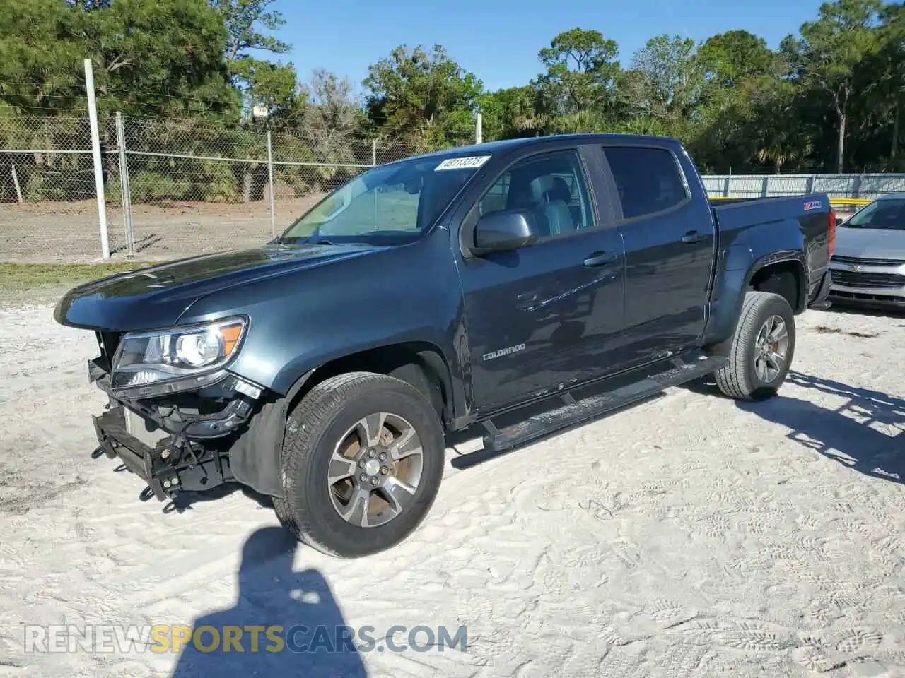 1 Photograph of a damaged car 1GCGSDEN5L1114286 CHEVROLET COLORADO 2020