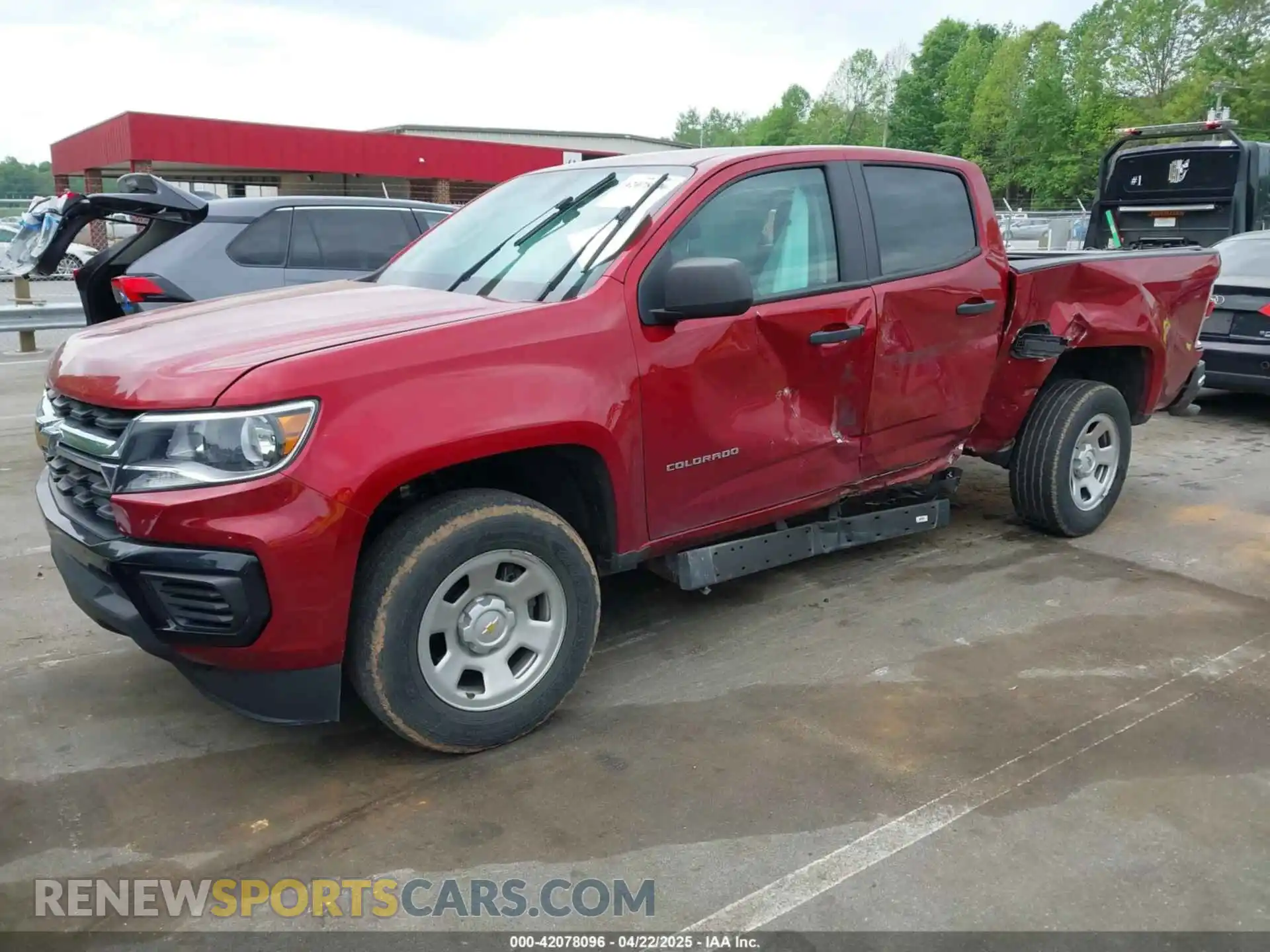 2 Photograph of a damaged car 1GCGSBEN1M1216335 CHEVROLET COLORADO 2021