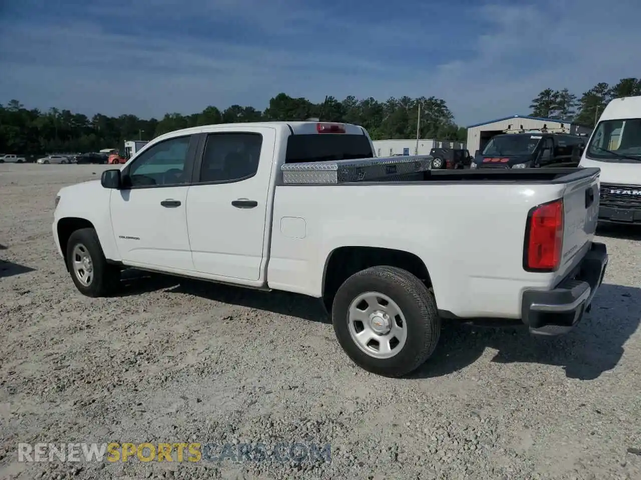2 Photograph of a damaged car 1GCGSBEN5M1279342 CHEVROLET COLORADO 2021