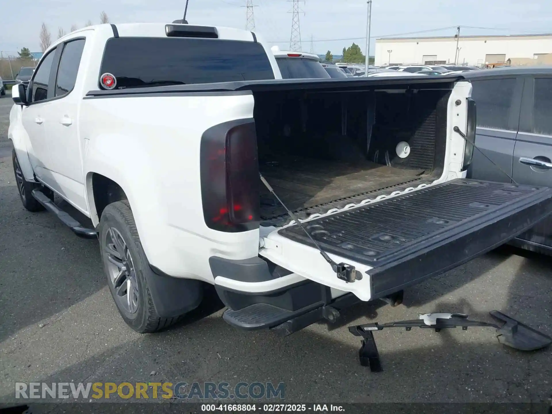 3 Фотография поврежденного автомобиля 1GCGSBENXM1118310 CHEVROLET COLORADO 2021